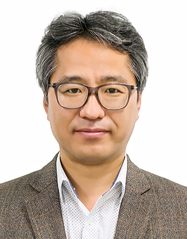 장화섭 센터장